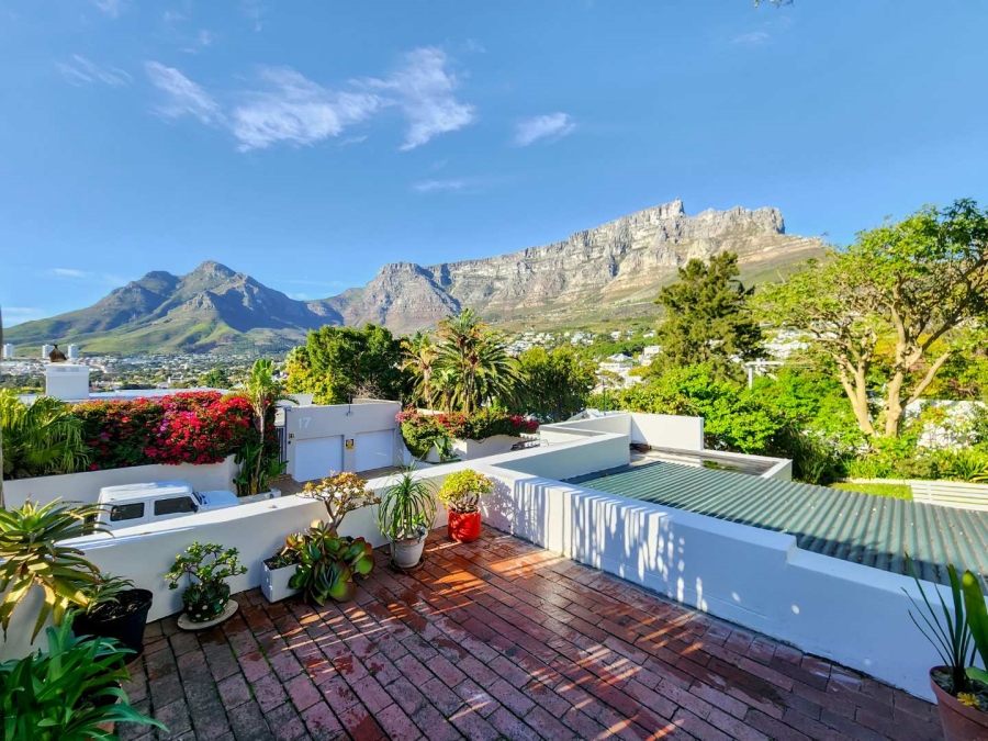 To Let 4 Bedroom Property for Rent in Gardens Western Cape